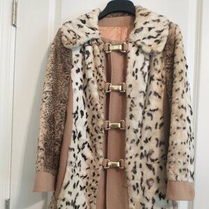 Vintage 1970s Faux Leopard Coat
